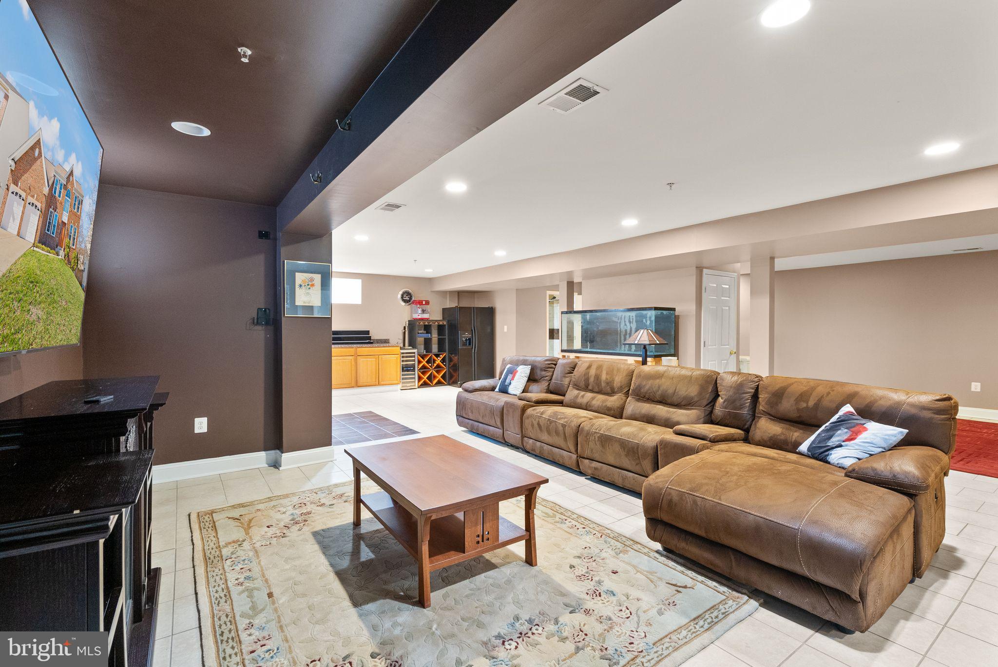 POTOMAC KNOLLS - Residential