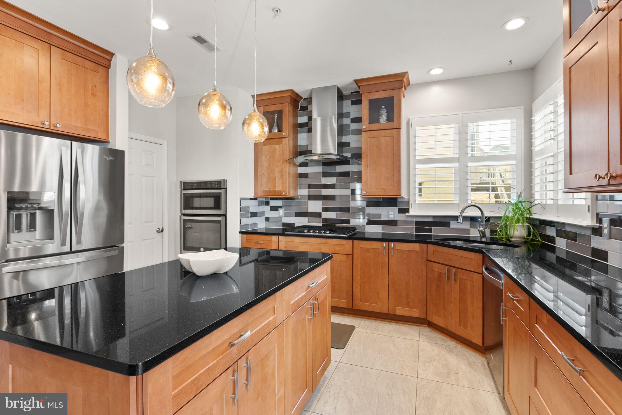 POTOMAC KNOLLS - Residential