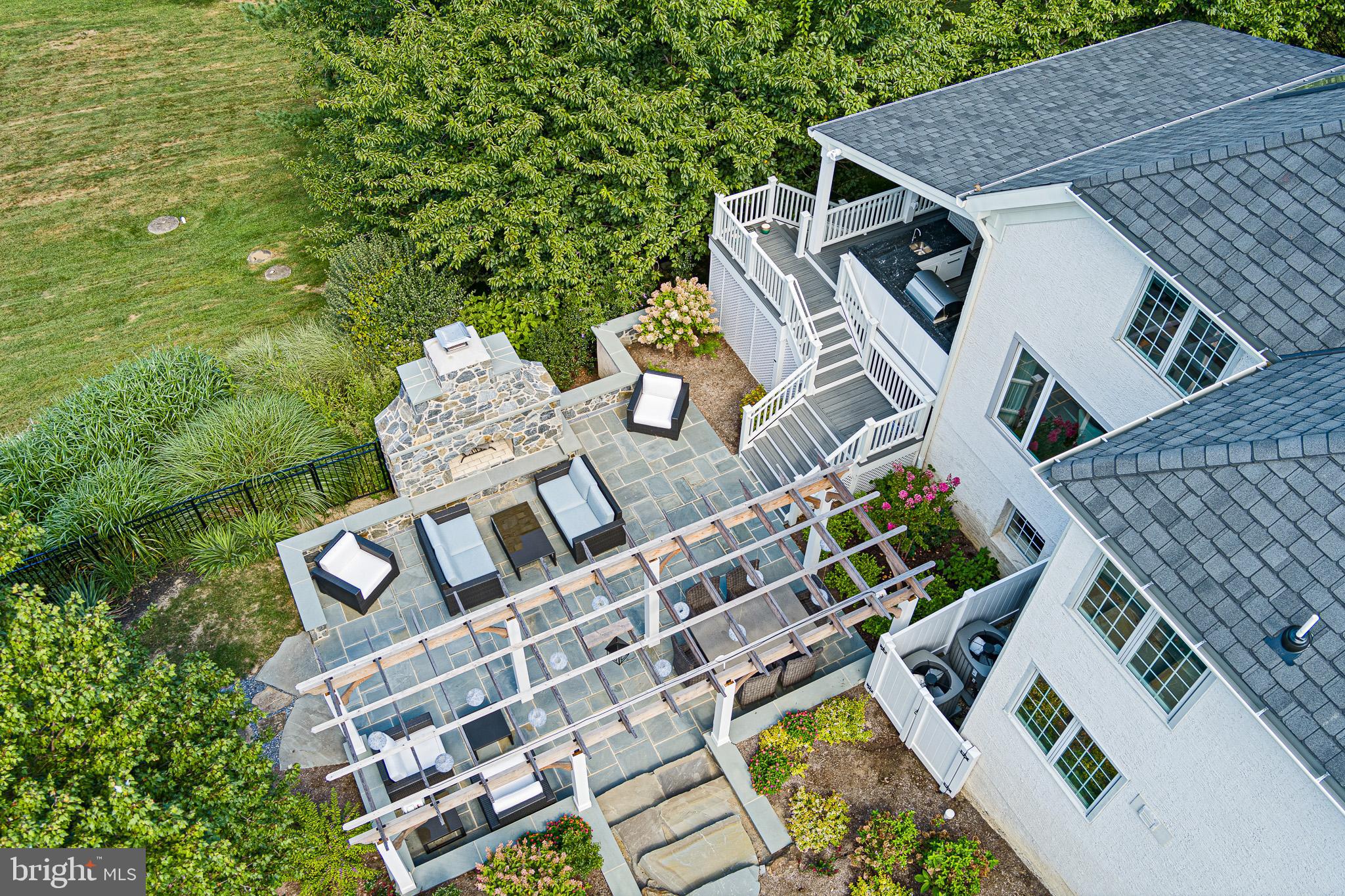 9 S PHEASANTS RIDGE S