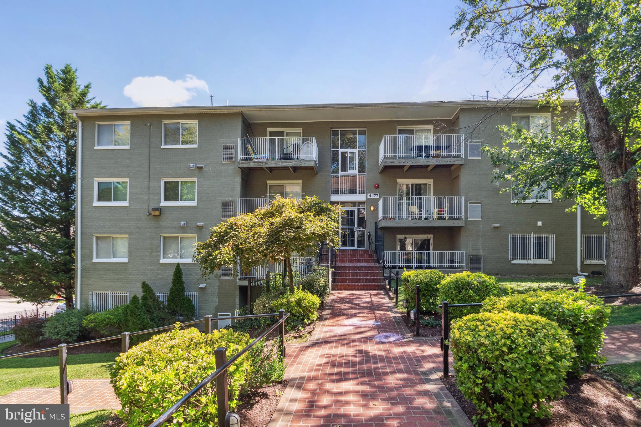 4477 B STREET SE 104