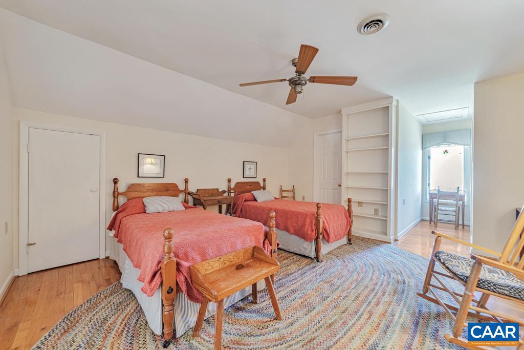 TANYARD - Residential