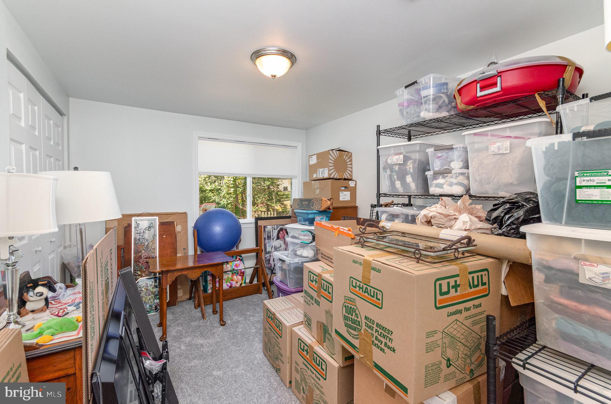 LAKEWOOD HILLS - Residential