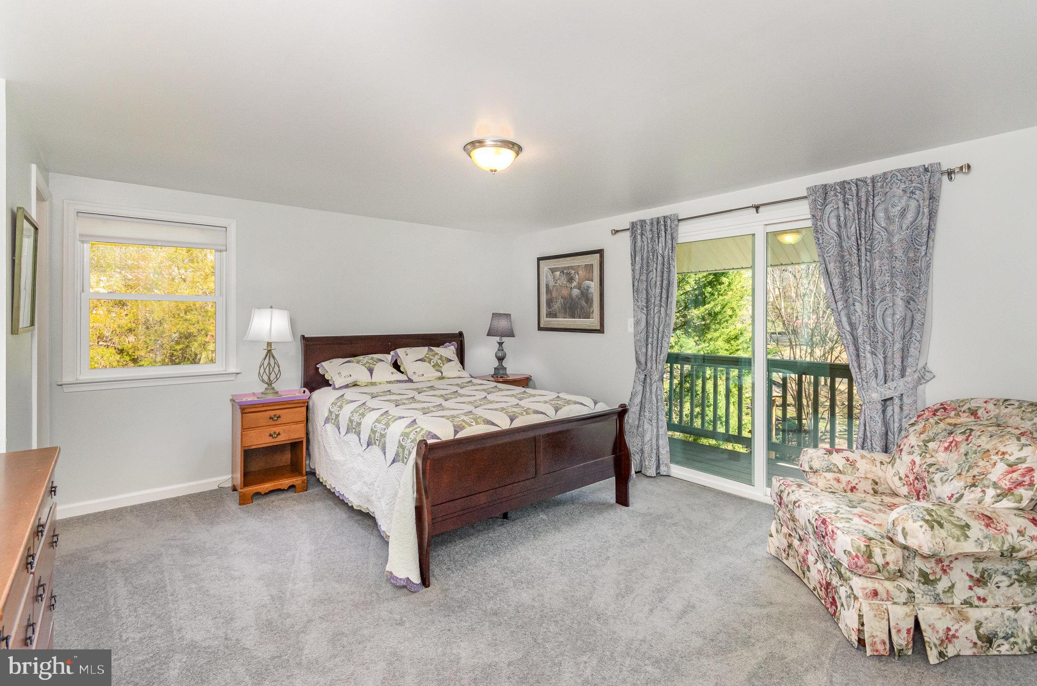 LAKEWOOD HILLS - Residential