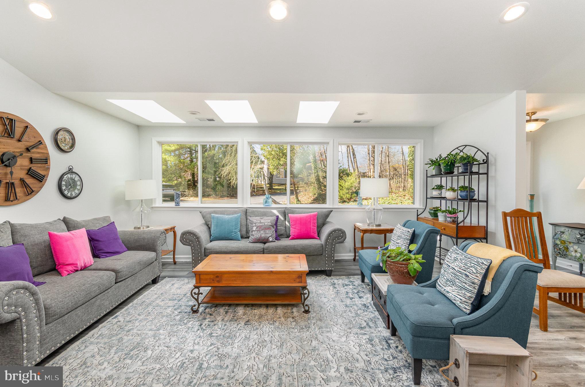 LAKEWOOD HILLS - Residential