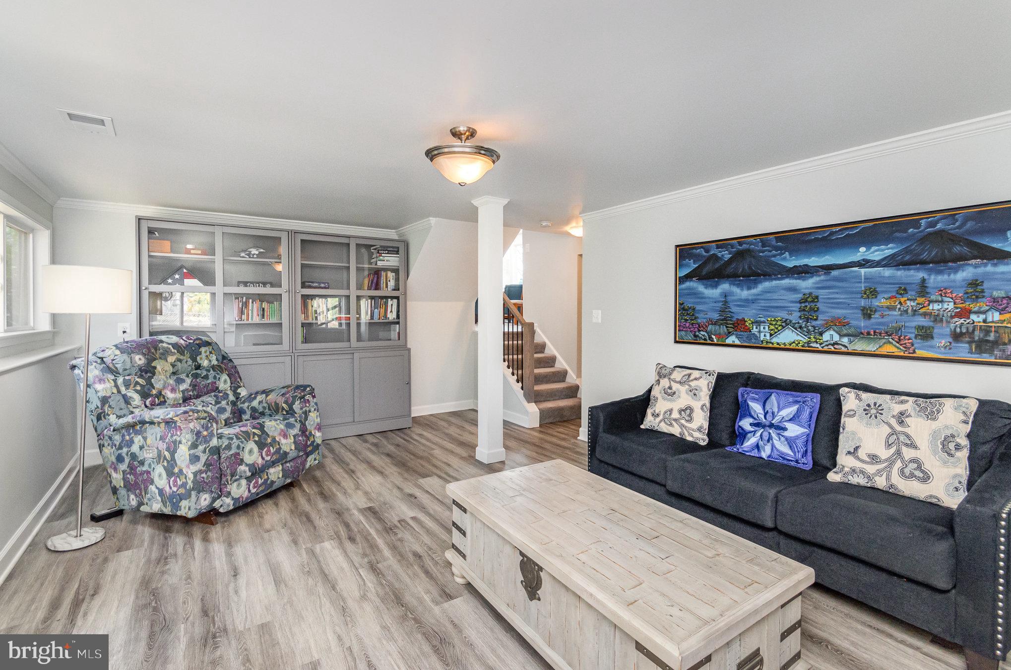 LAKEWOOD HILLS - Residential