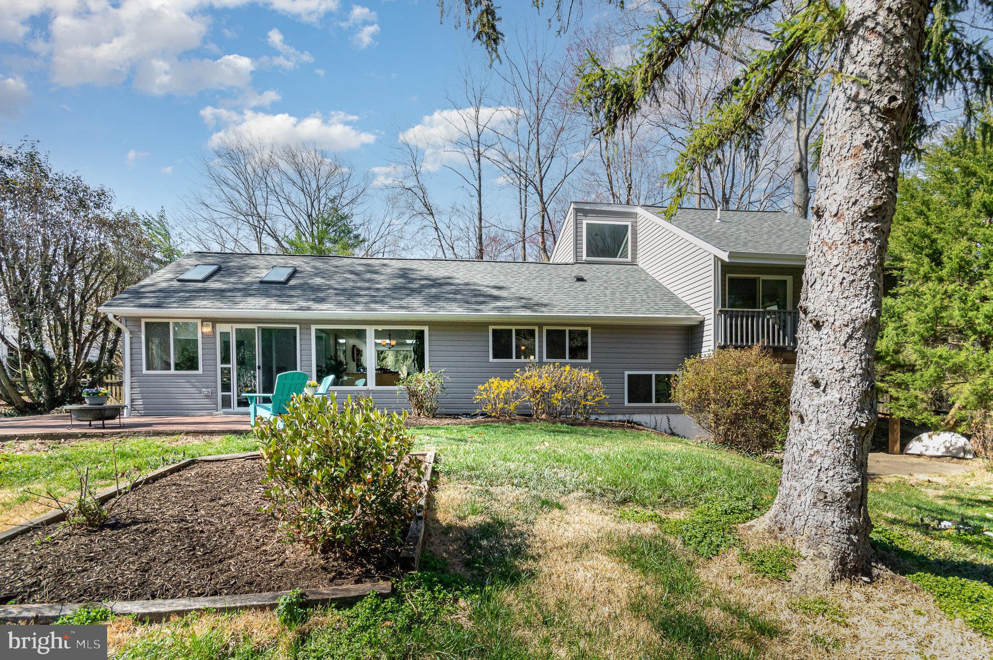 LAKEWOOD HILLS - Residential