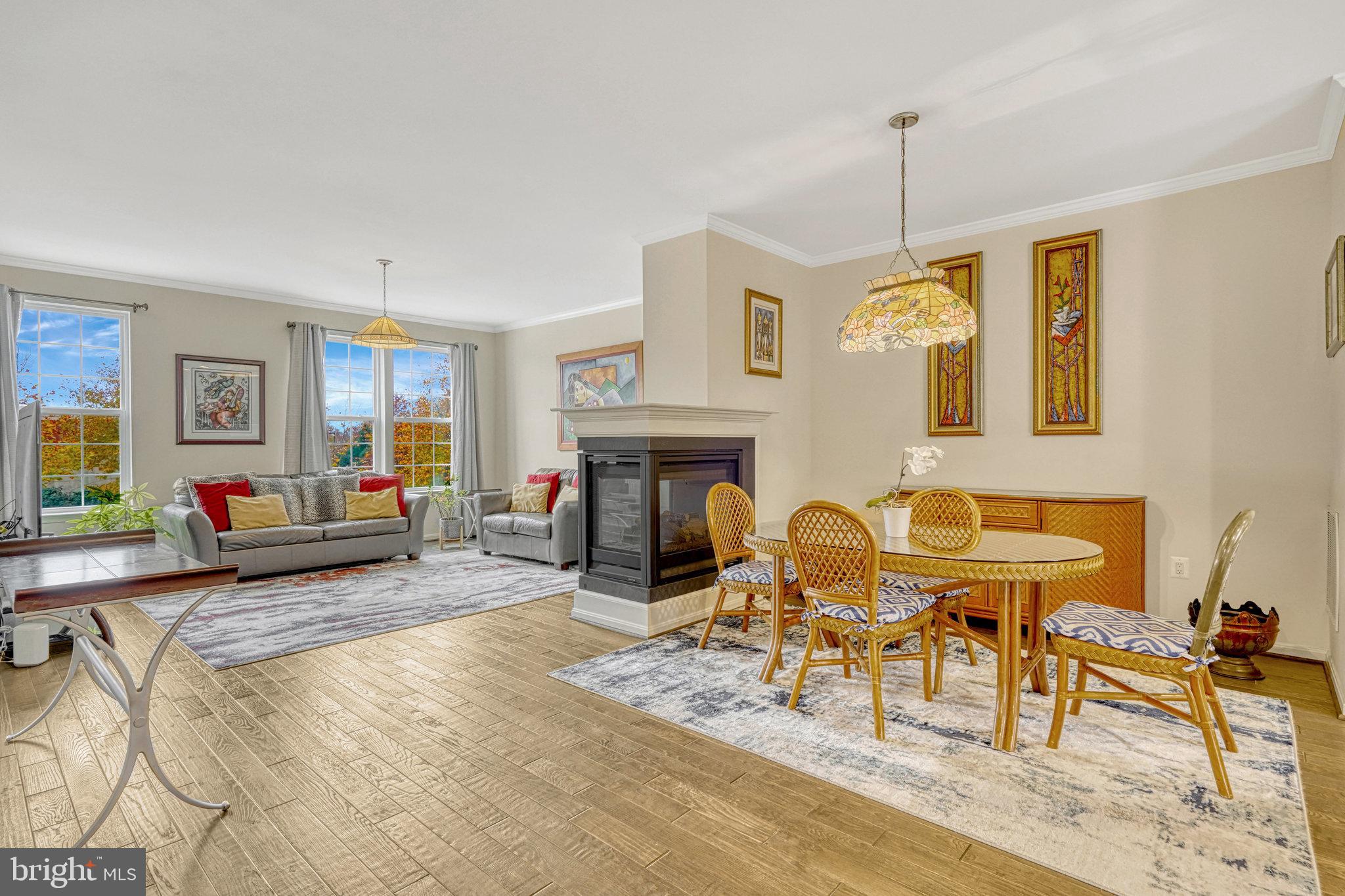 MADISON CRESCENT - Residential