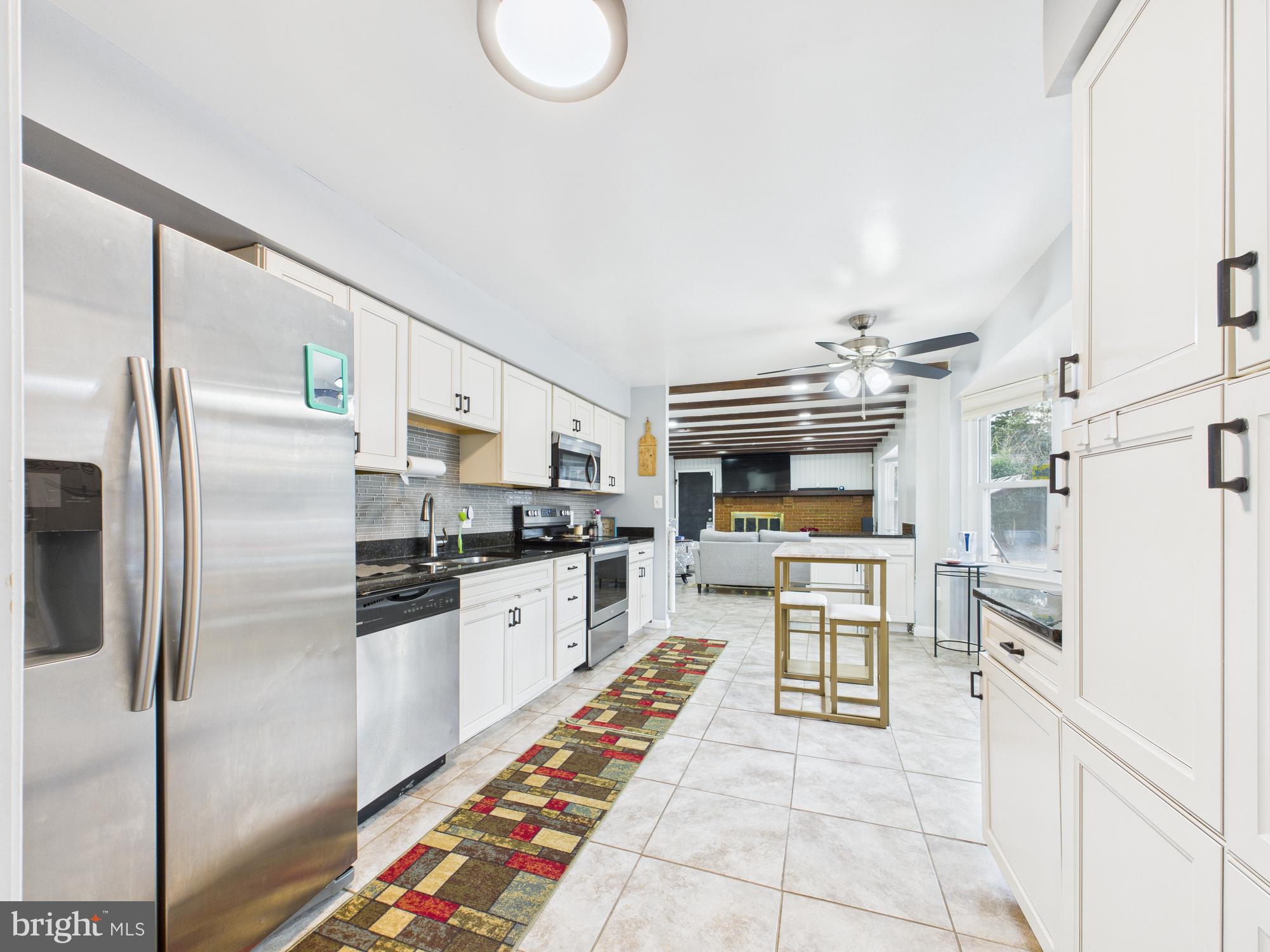 STONEGATE - Residential