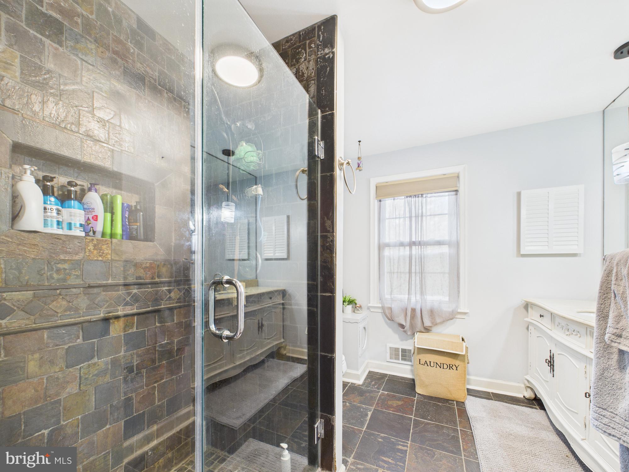 STONEGATE - Residential