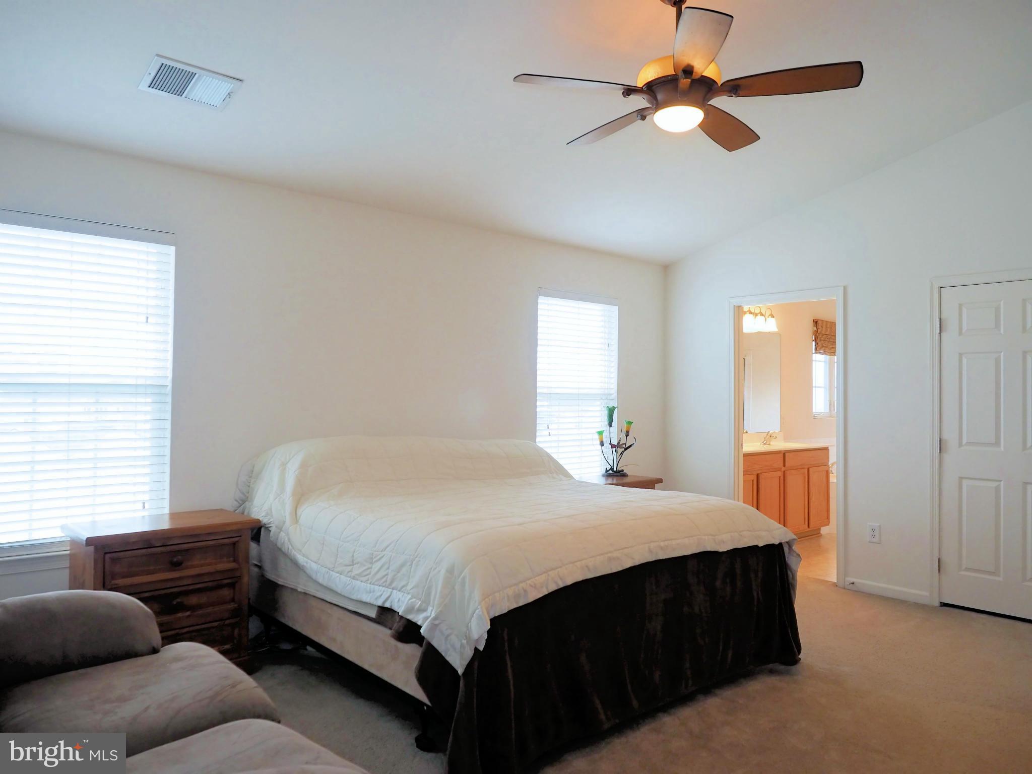 LAKELAND PLACE - Residential