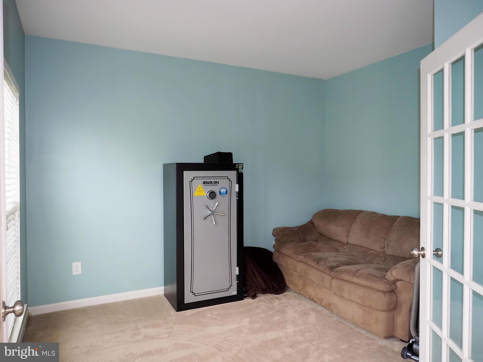 LAKELAND PLACE - Residential