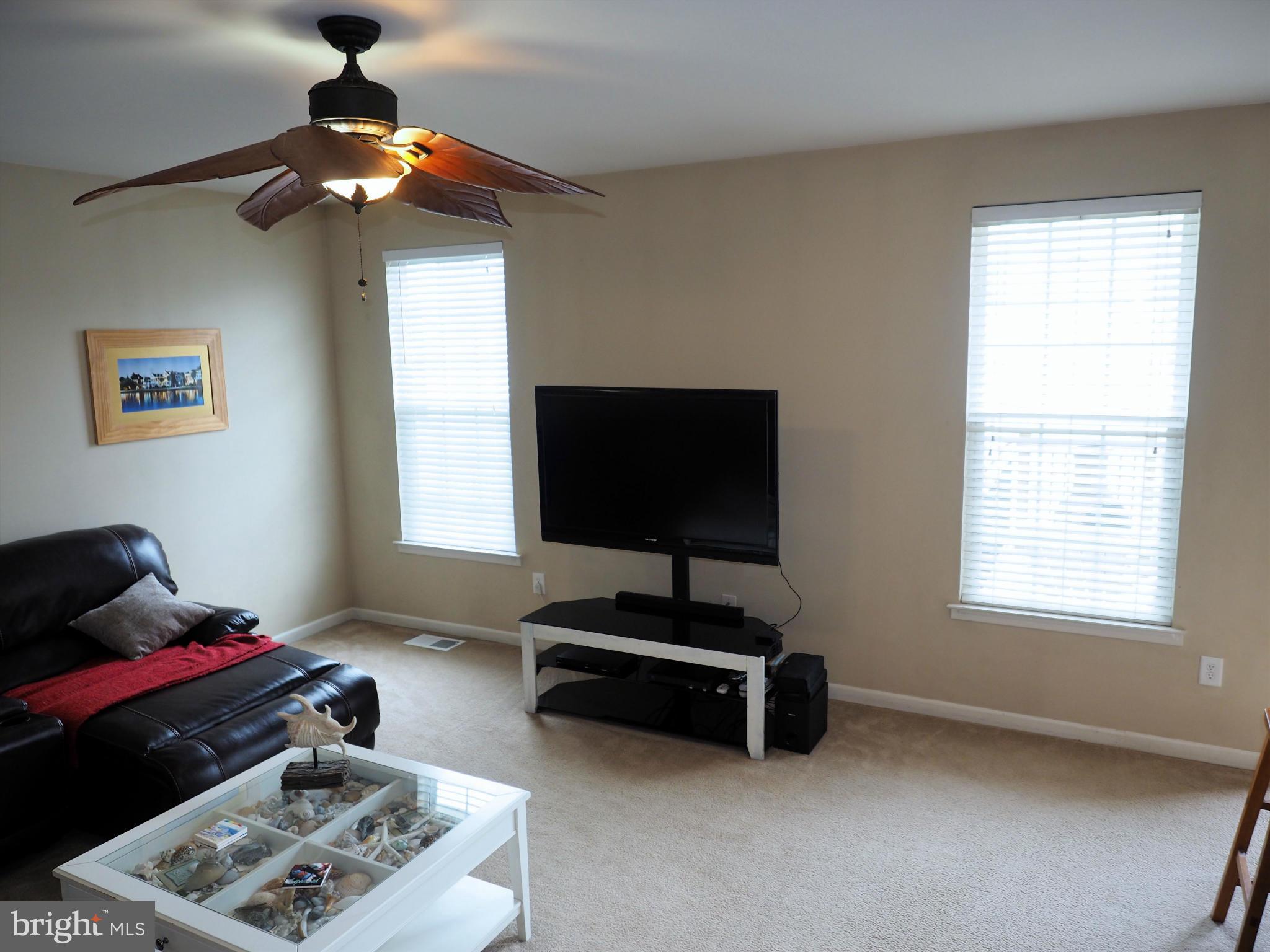 LAKELAND PLACE - Residential