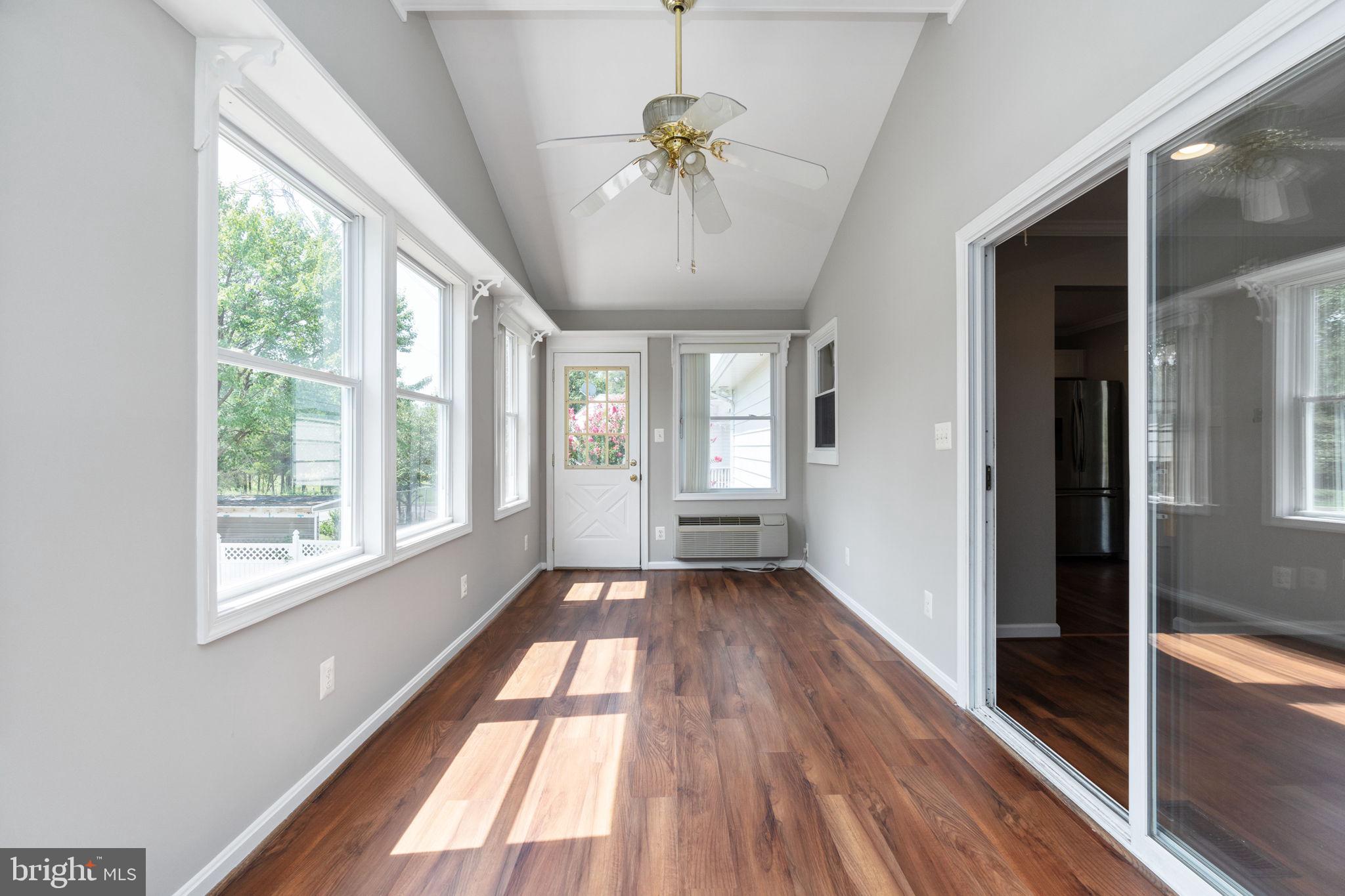 DALE CITY - Residential