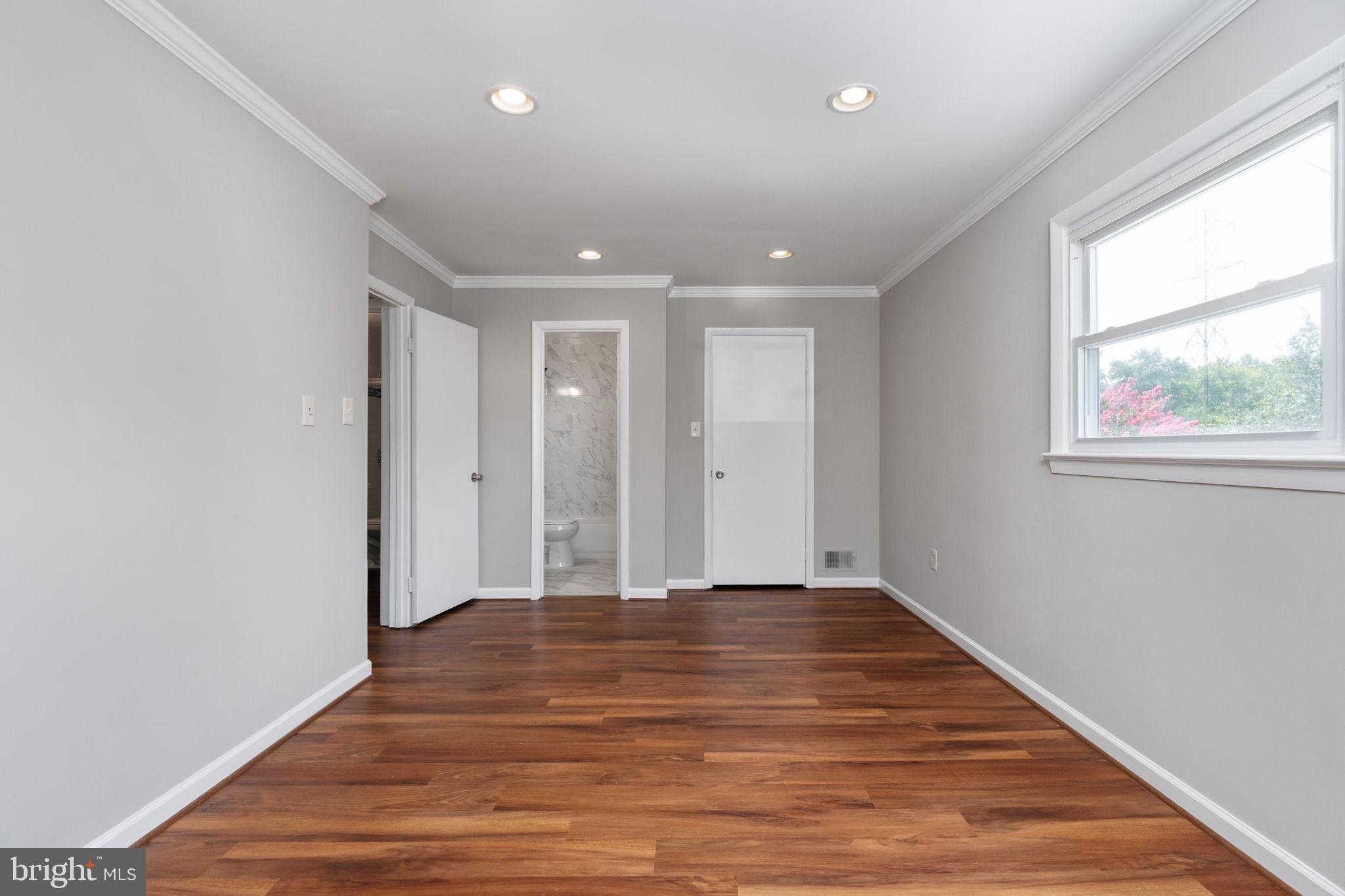 DALE CITY - Residential