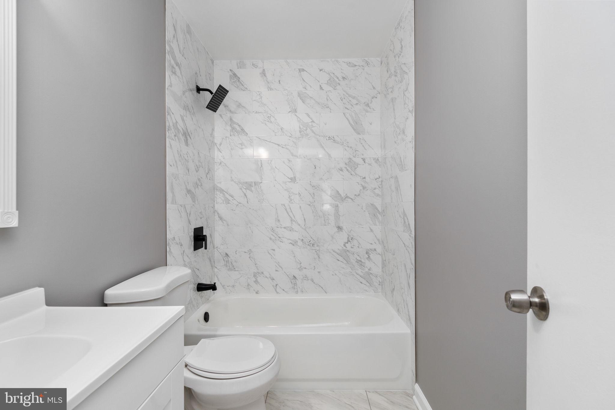 DALE CITY - Residential