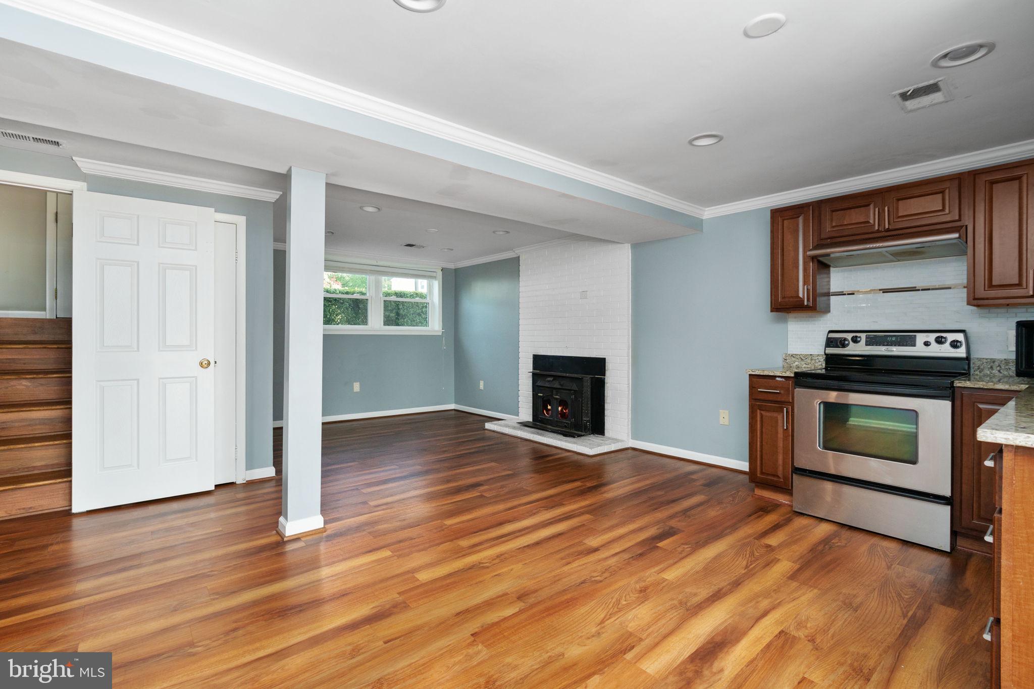 DALE CITY - Residential