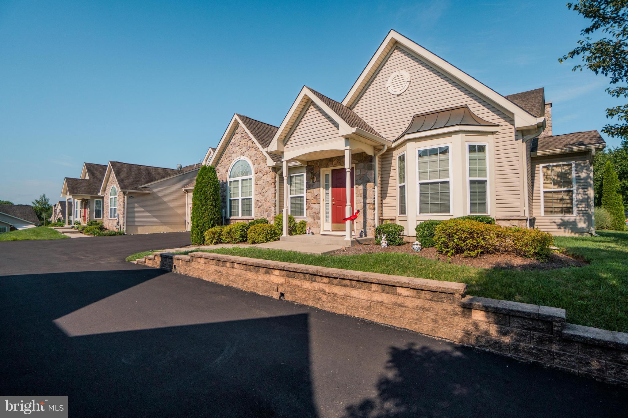 VILLAS AT LINFIELD - Residential