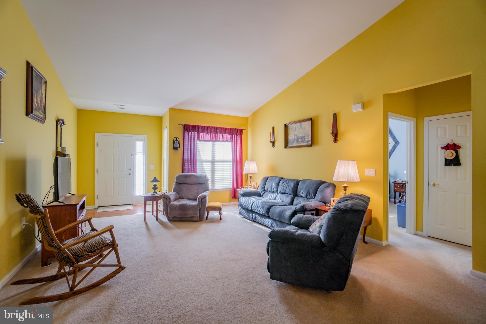 VILLAS AT LINFIELD - Residential