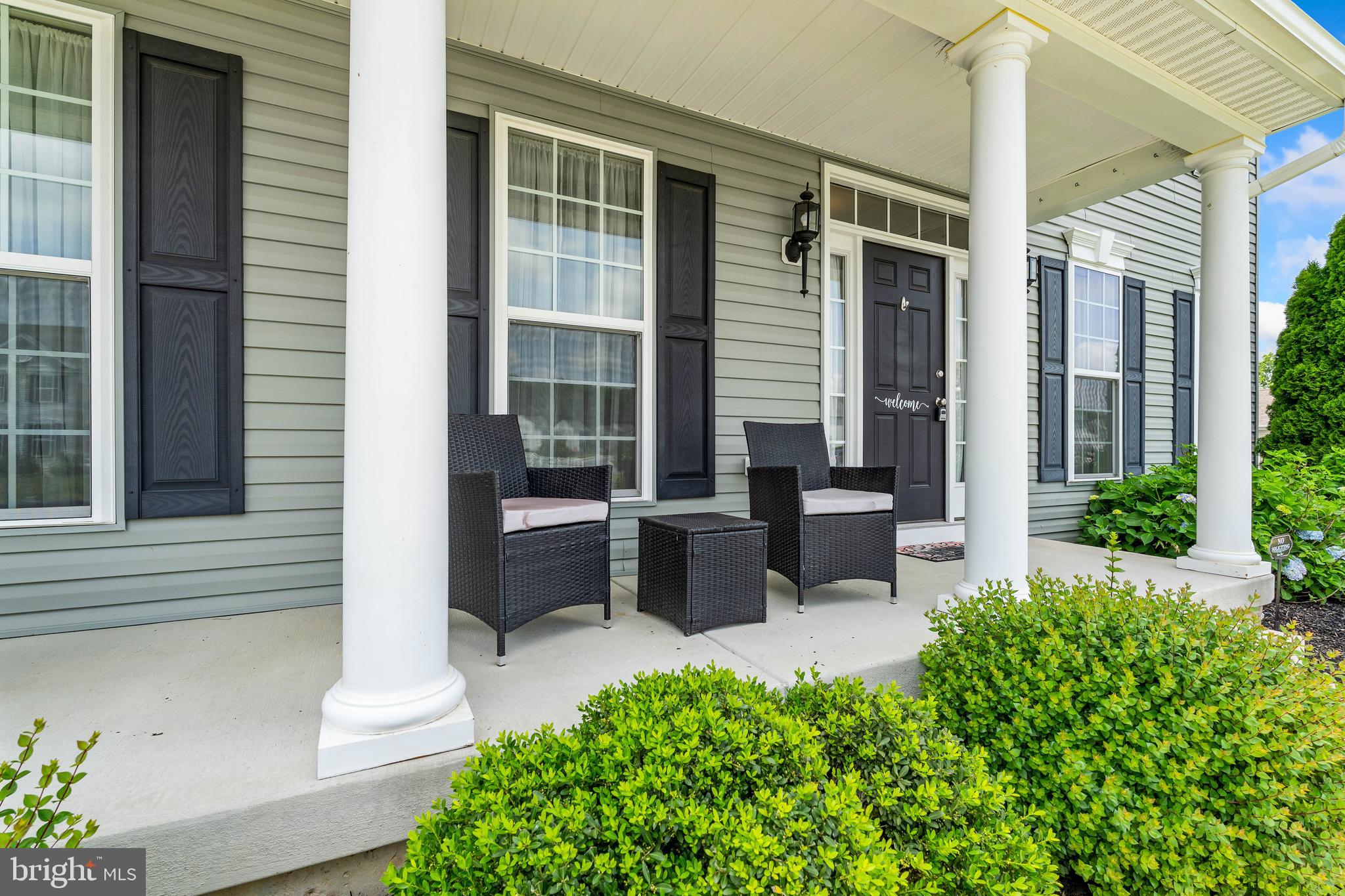 2 BARCUS COURT
