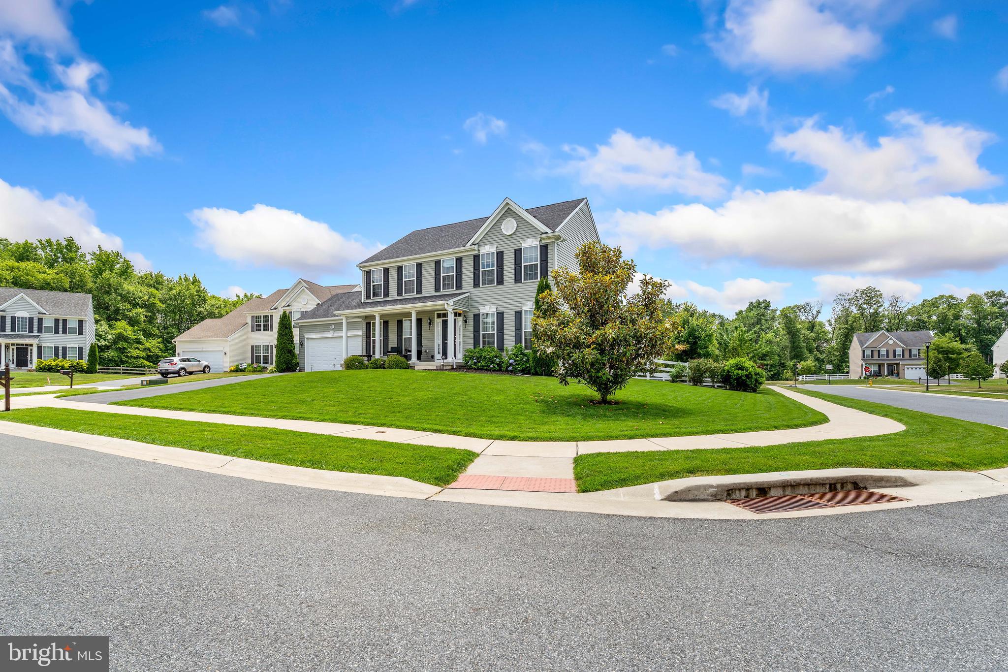 2 BARCUS COURT