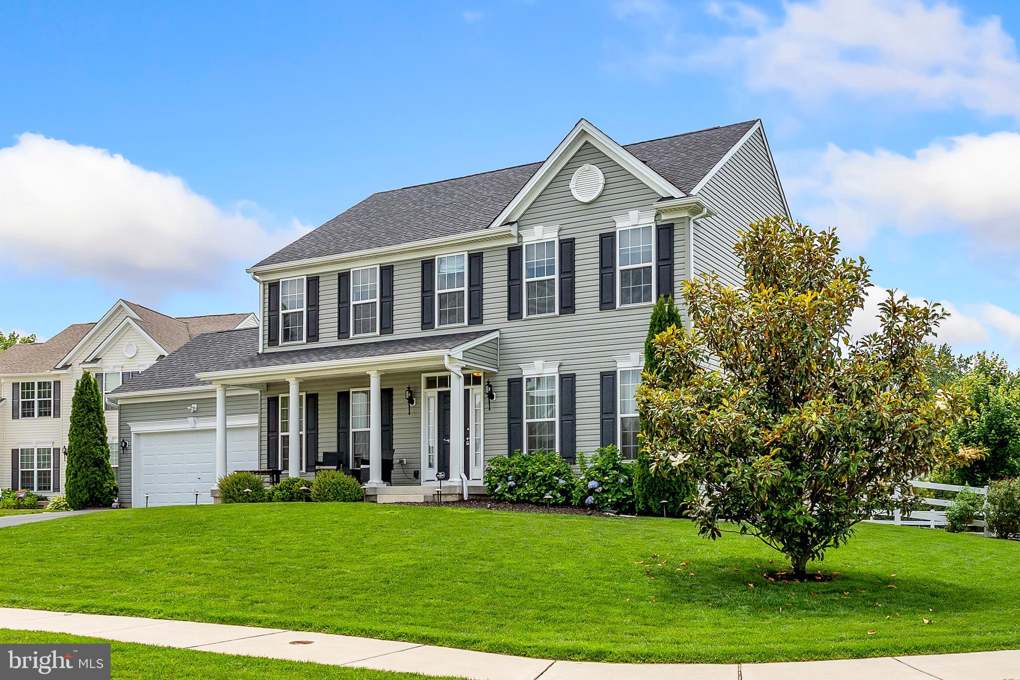 2 BARCUS COURT