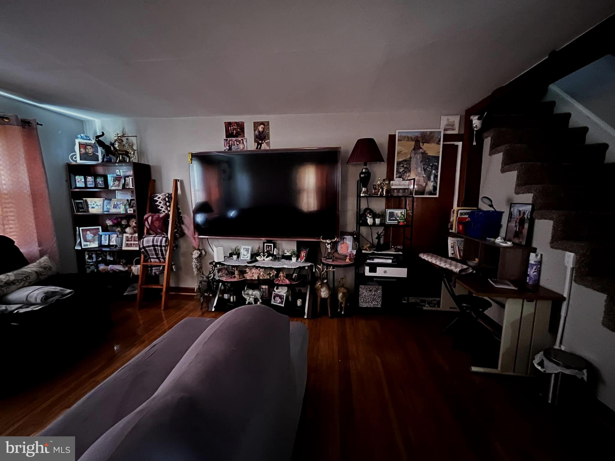 COLONIAL PARK - Residential