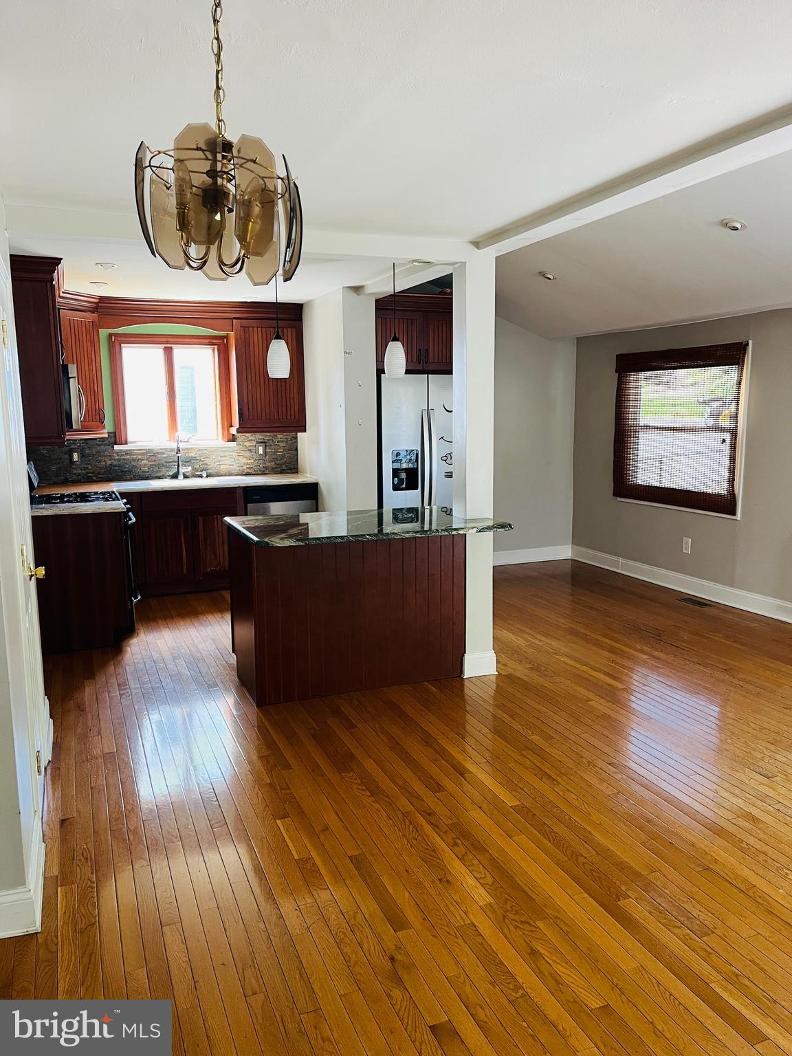 COLONIAL PARK - Residential