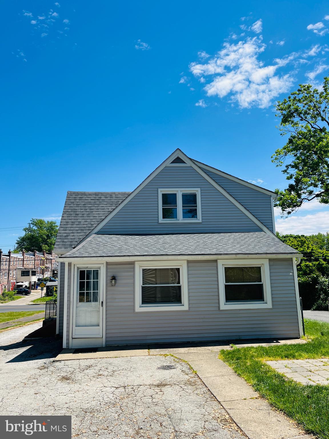 COLONIAL PARK - Residential