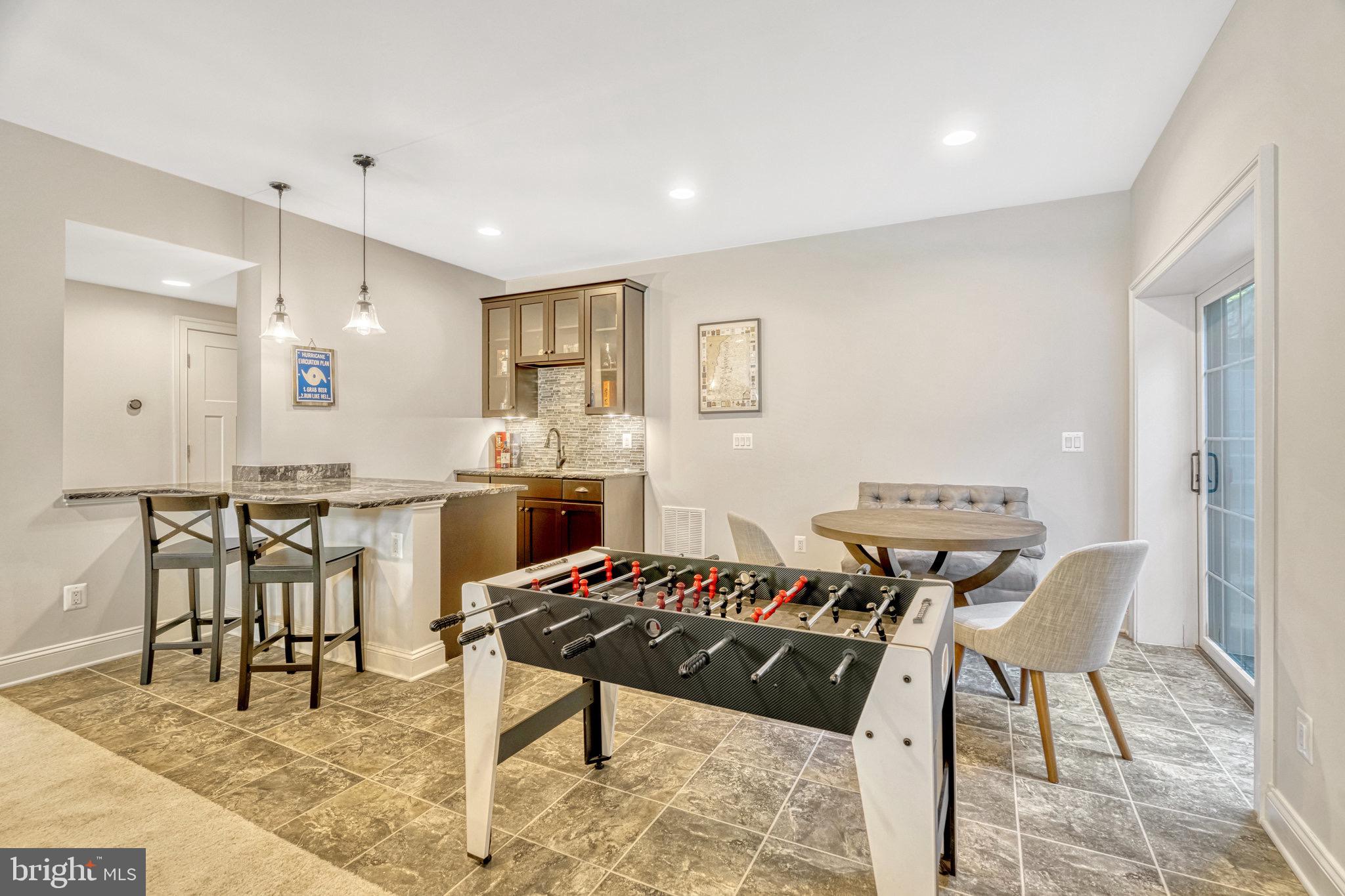 VIENNA GROVE - Residential