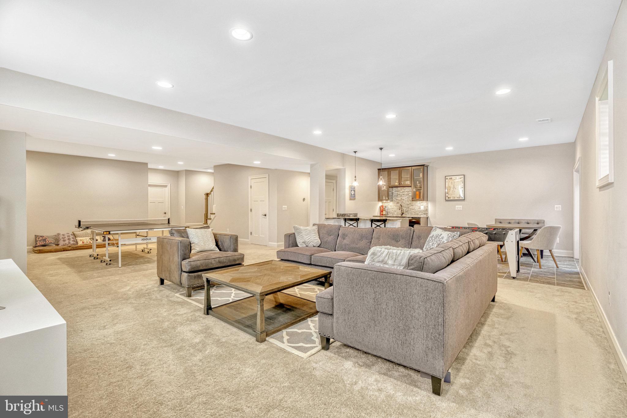 VIENNA GROVE - Residential