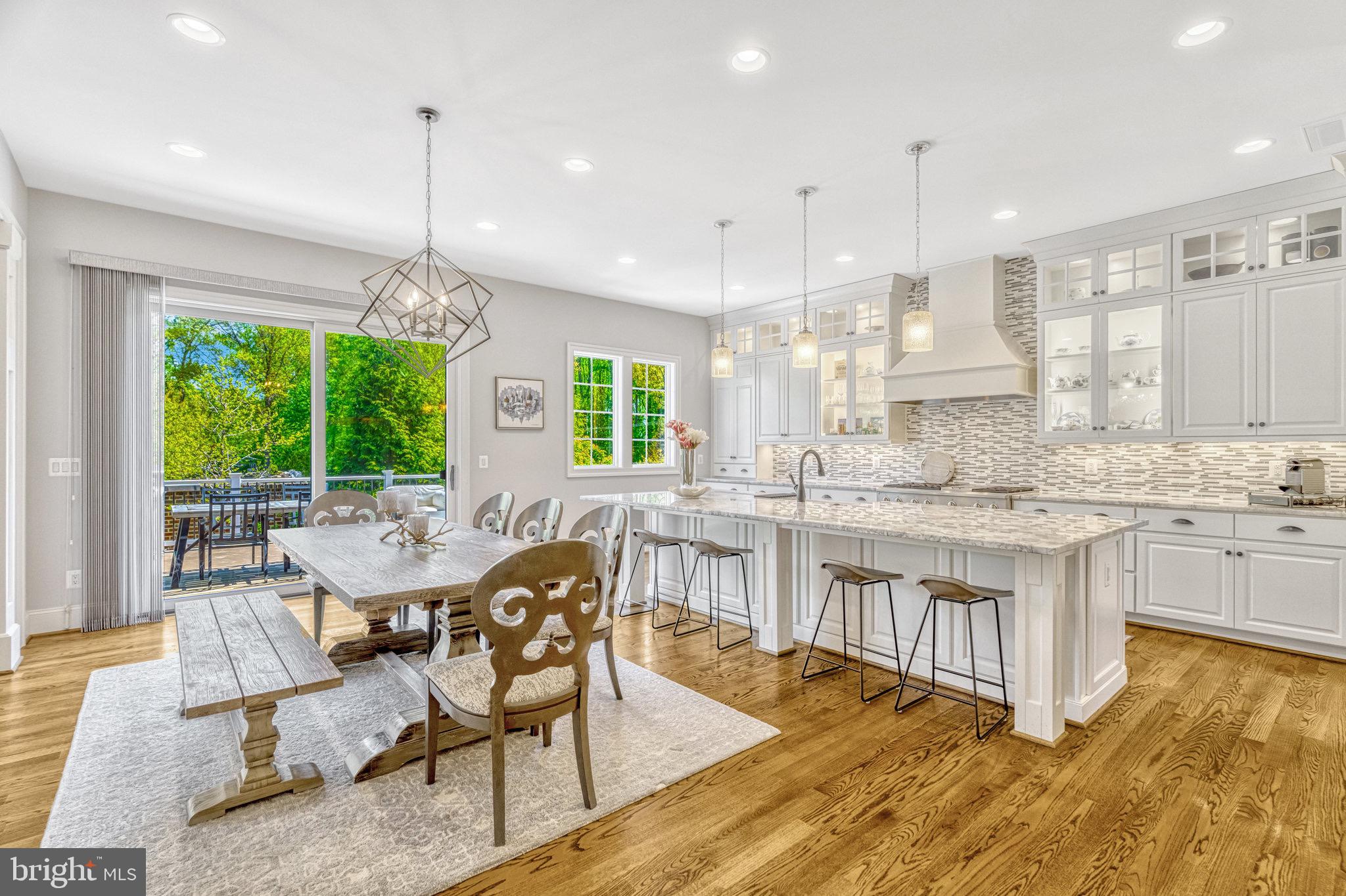 VIENNA GROVE - Residential