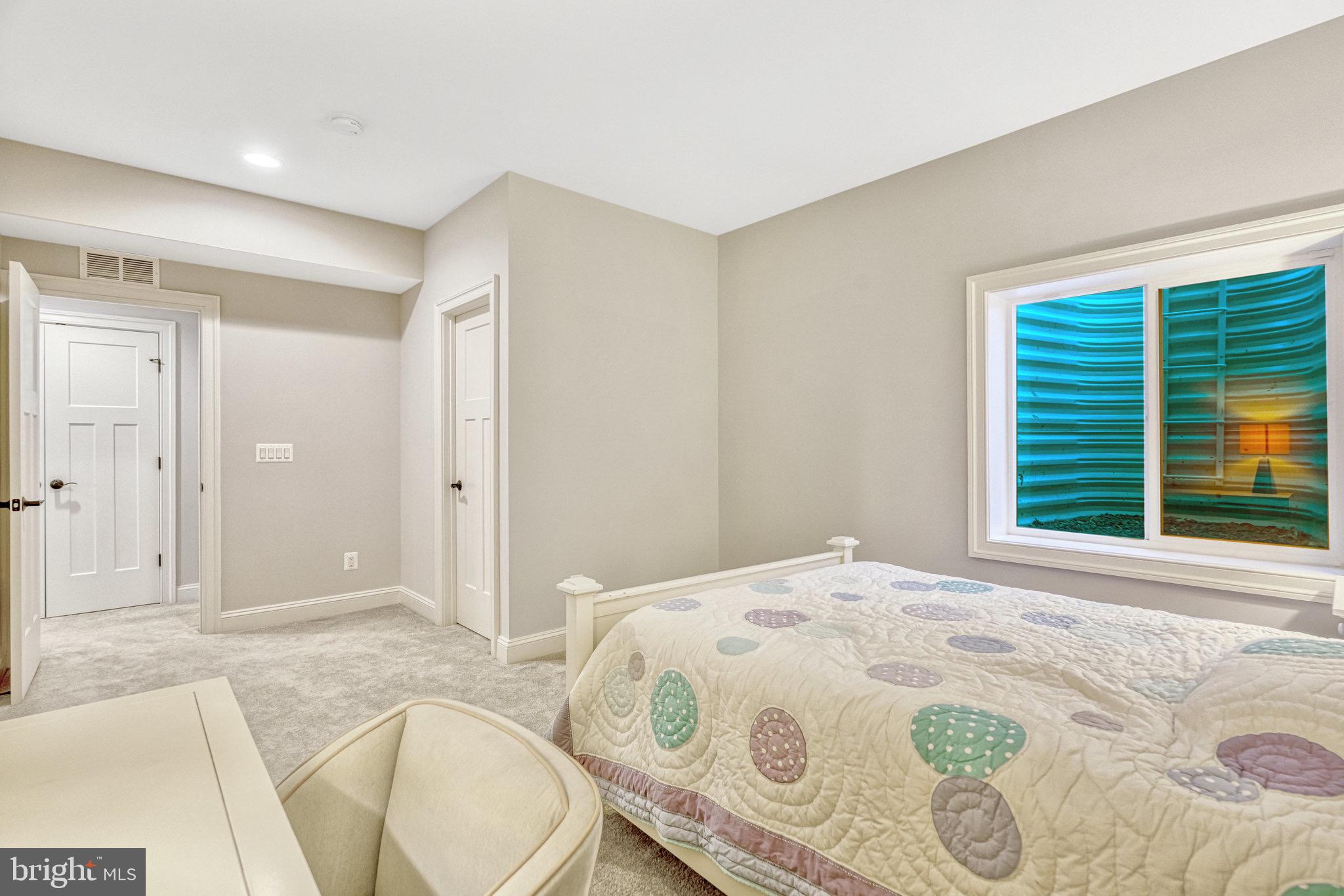 VIENNA GROVE - Residential