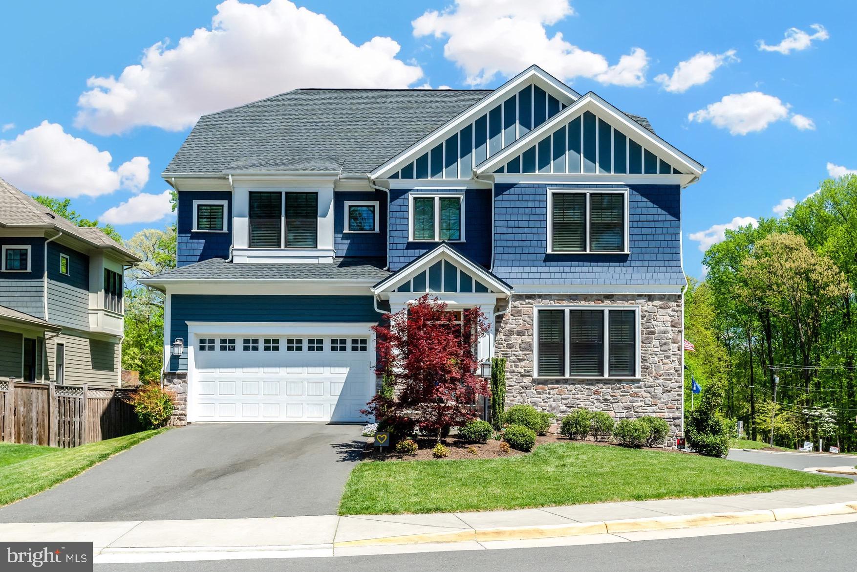 VIENNA GROVE - Residential