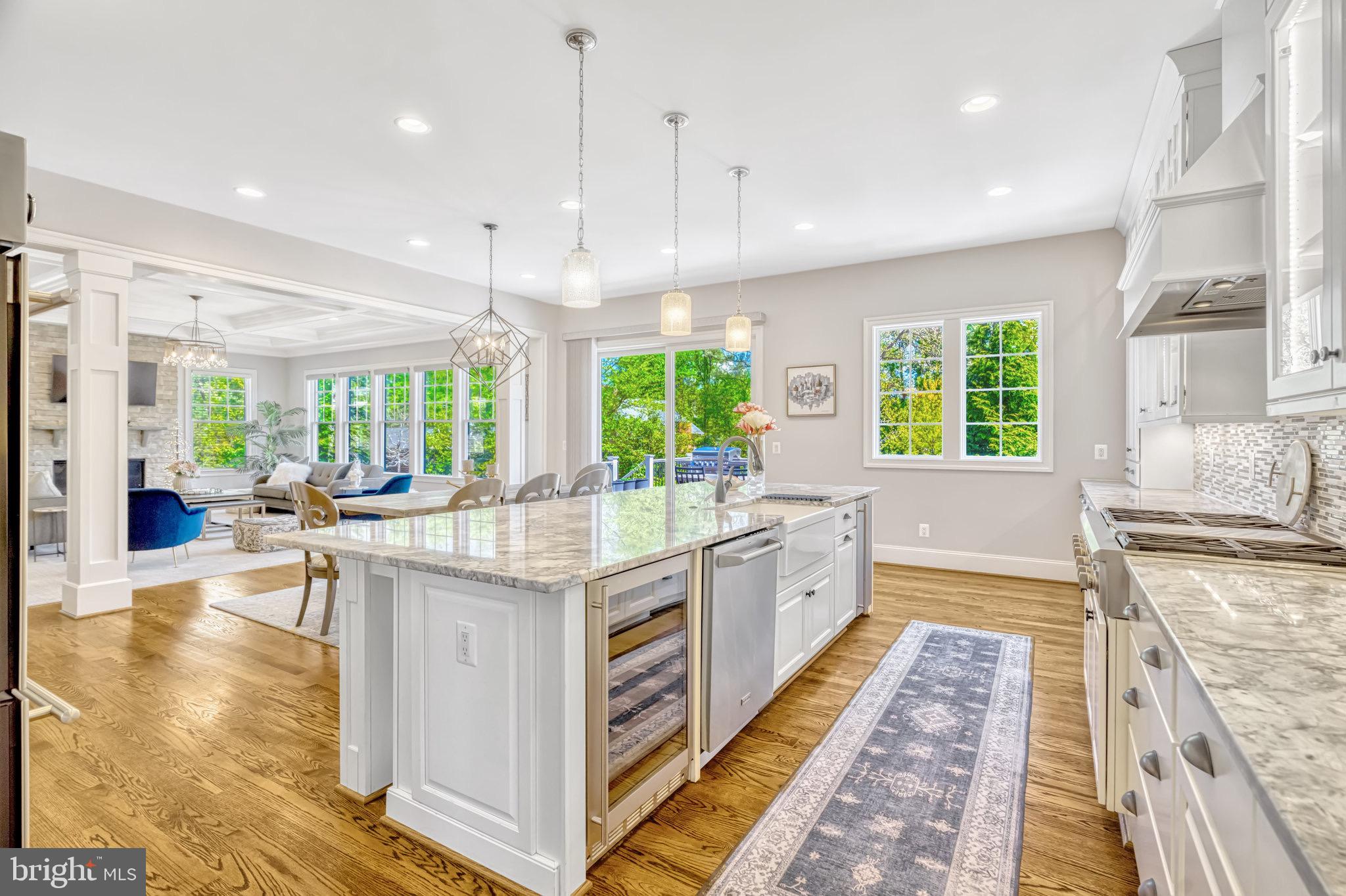 VIENNA GROVE - Residential