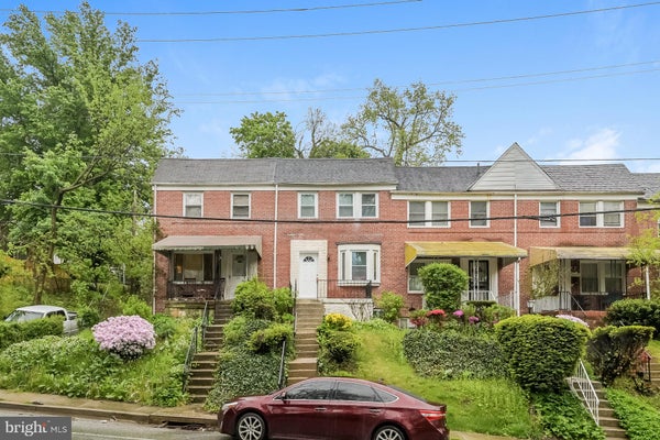 2221 MONTICELLO RD, BALTIMORE, MD 21216 - Image 4be794795cd8a7338f2cff64f053bde9/2043221126