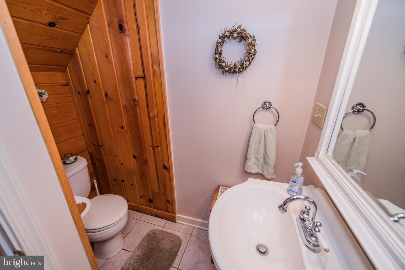 VANCLEVESVILLE - Residential