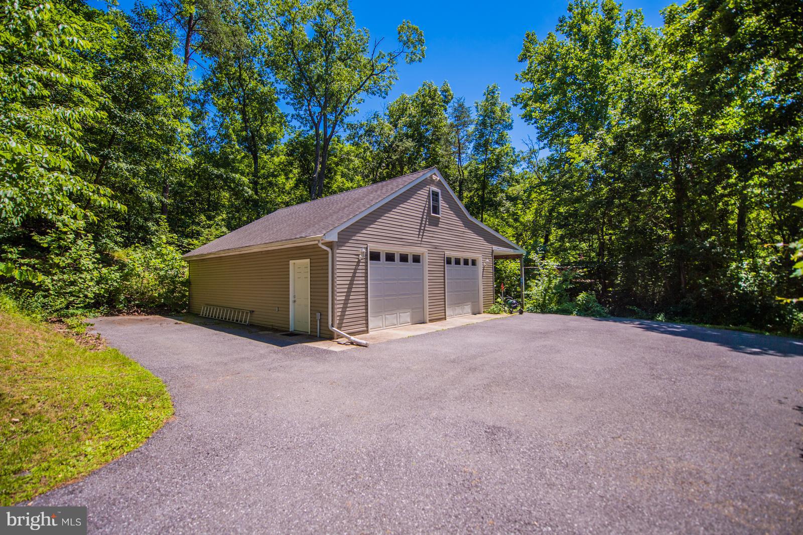 VANCLEVESVILLE - Residential