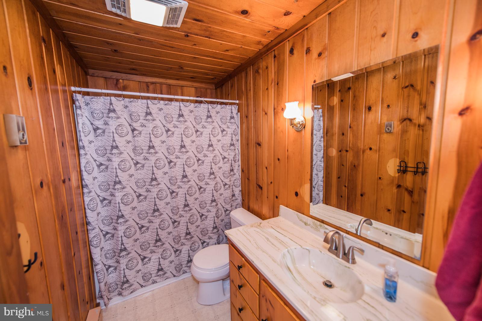 VANCLEVESVILLE - Residential