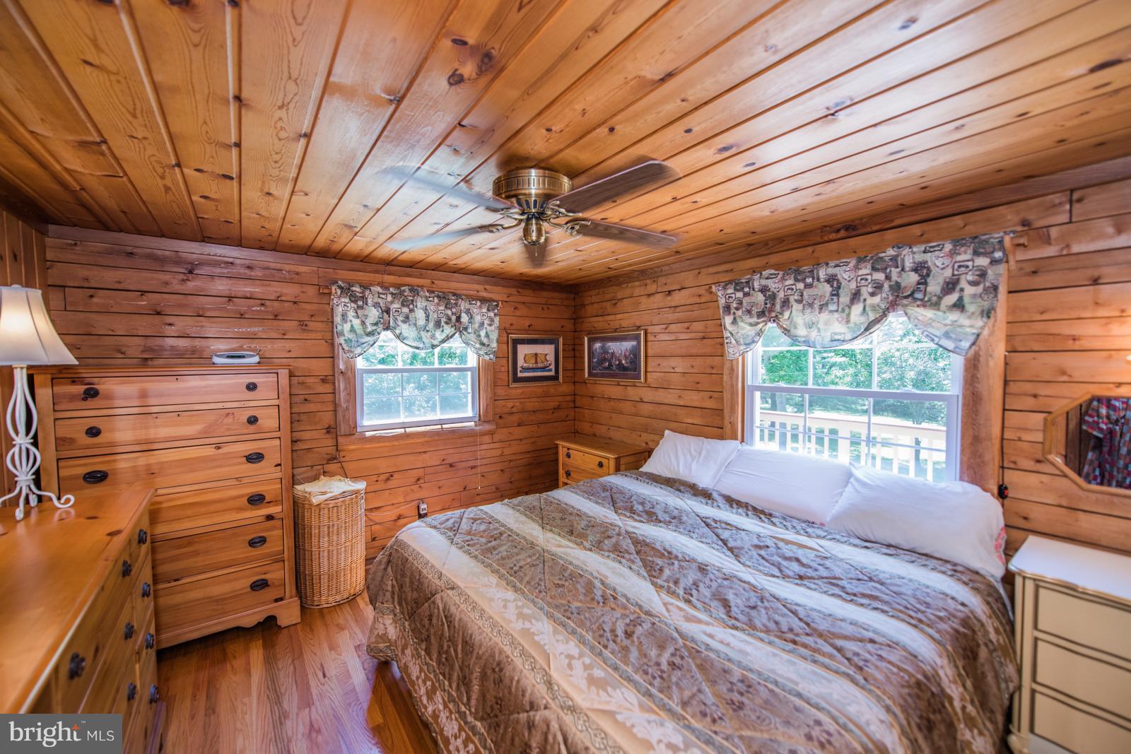 VANCLEVESVILLE - Residential