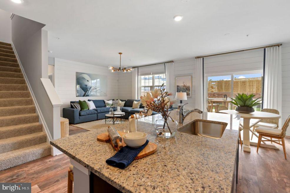 RED HILL - Residential