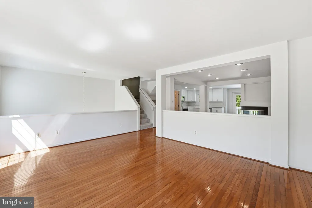 Additional image 7 of 2709 Baronhurst Drive, Vienna, VA 22181