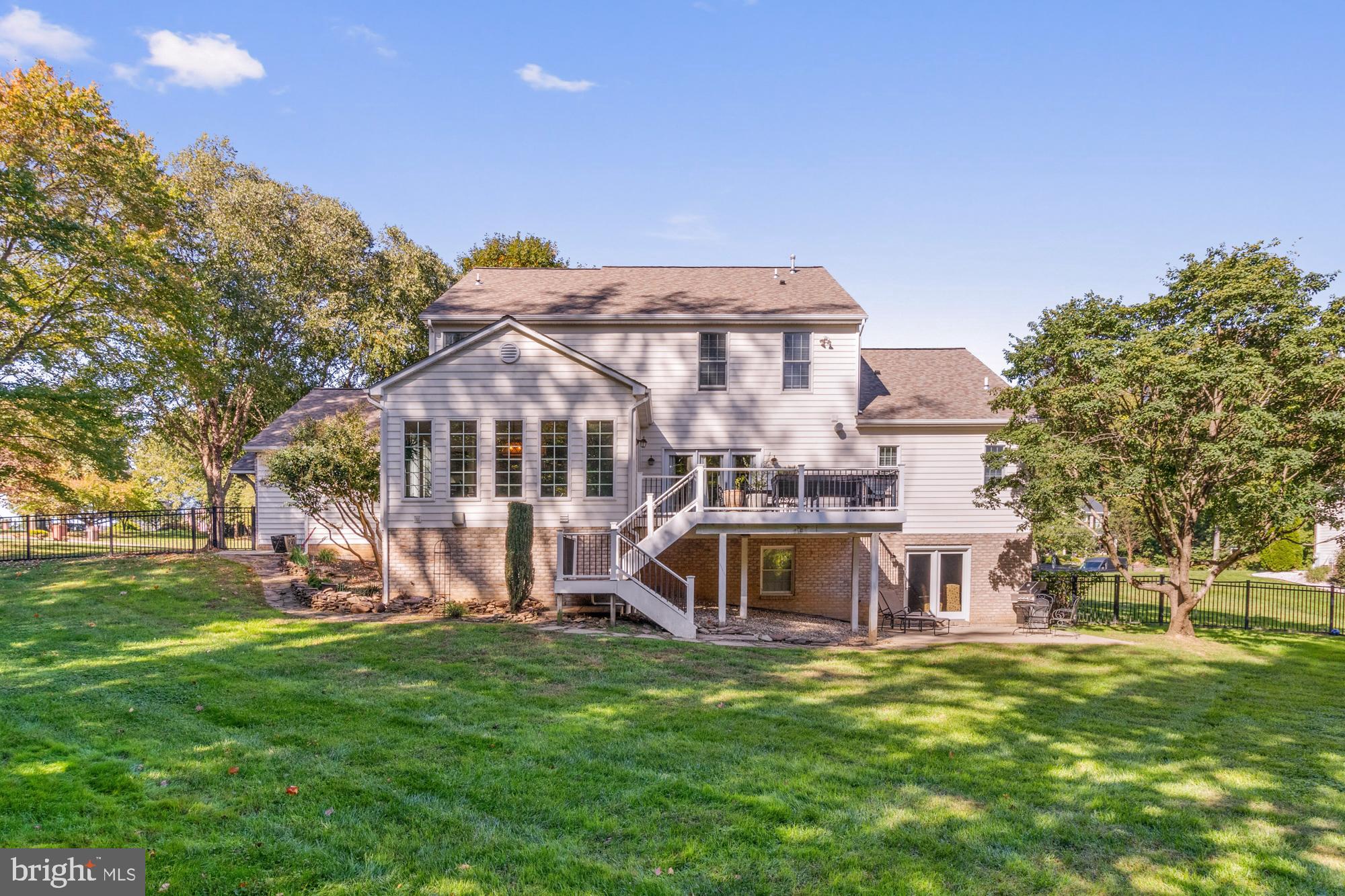 WOODCREST - Residential