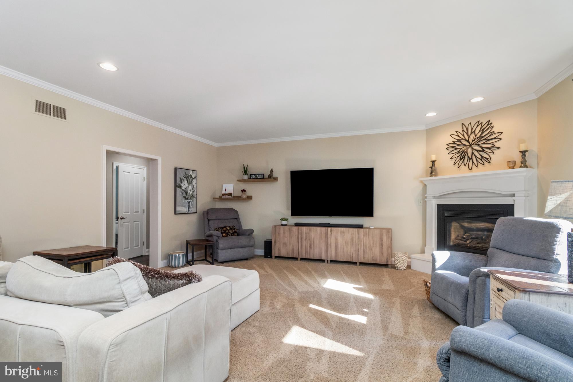 WOODCREST - Residential