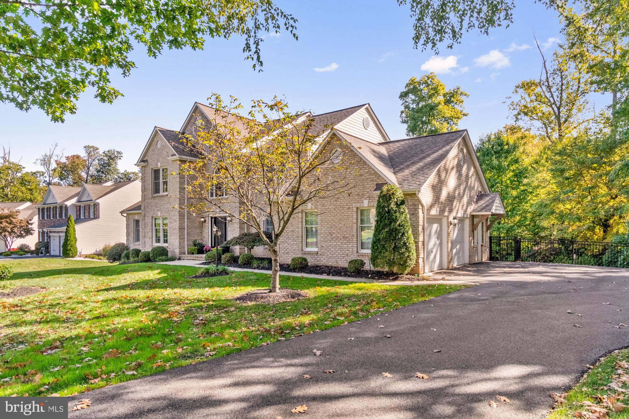 WOODCREST - Residential