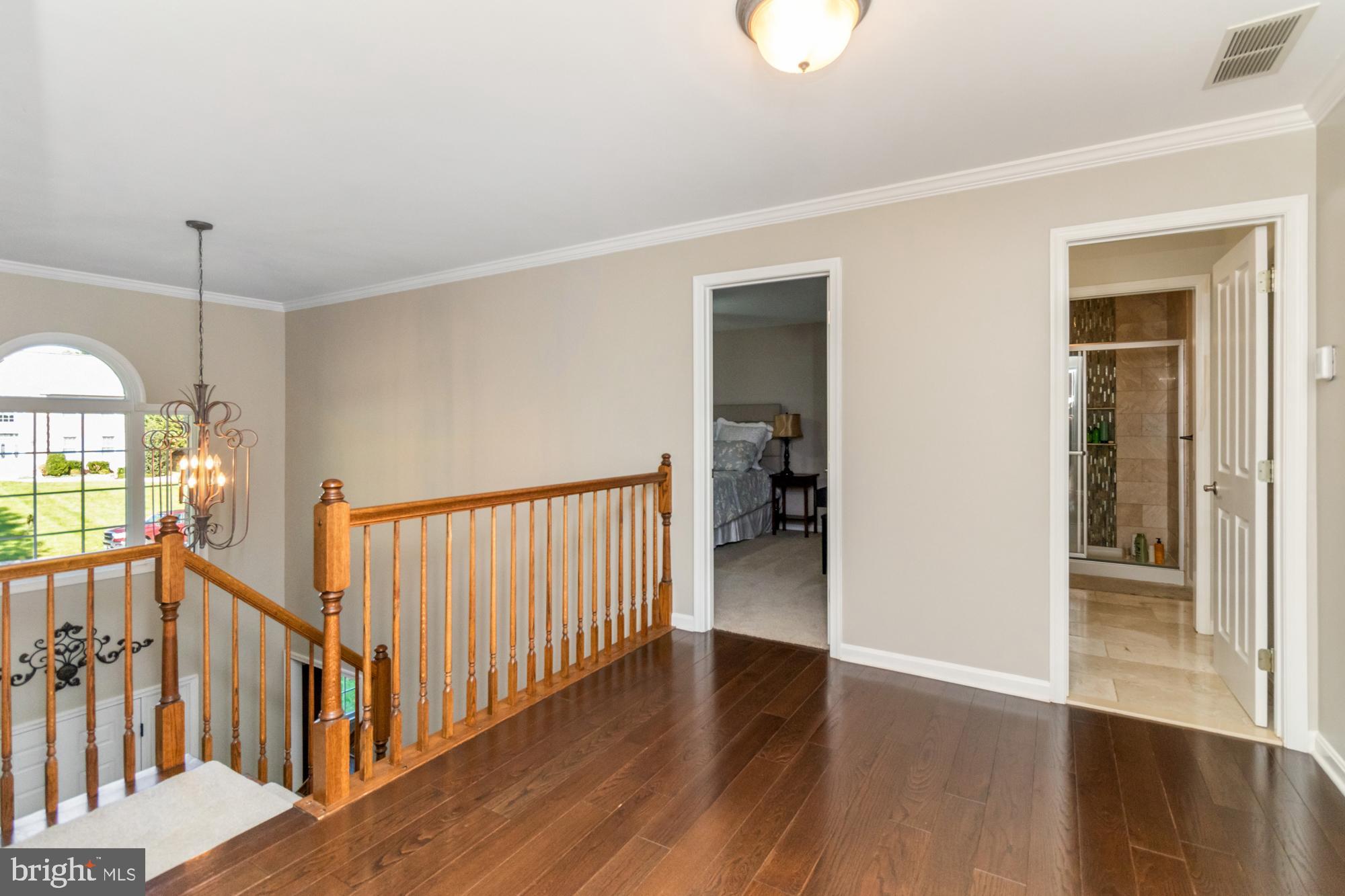 WOODCREST - Residential