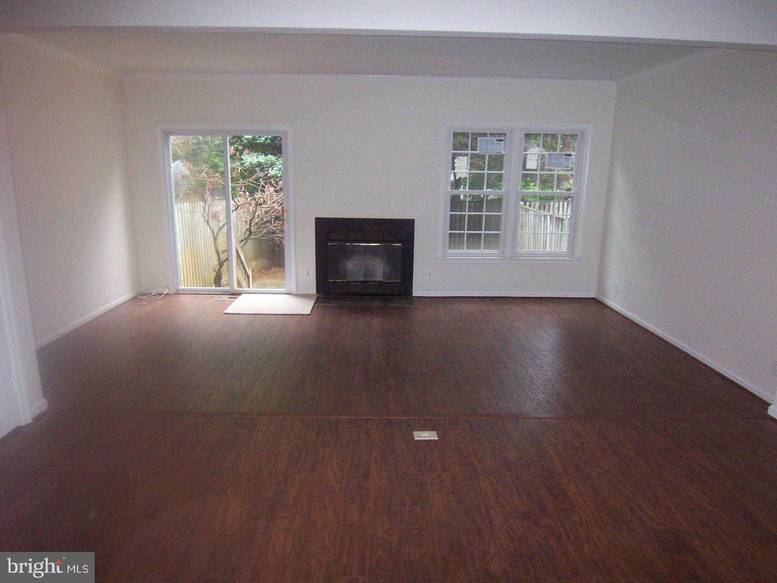 OAK SPRINGS - Residential