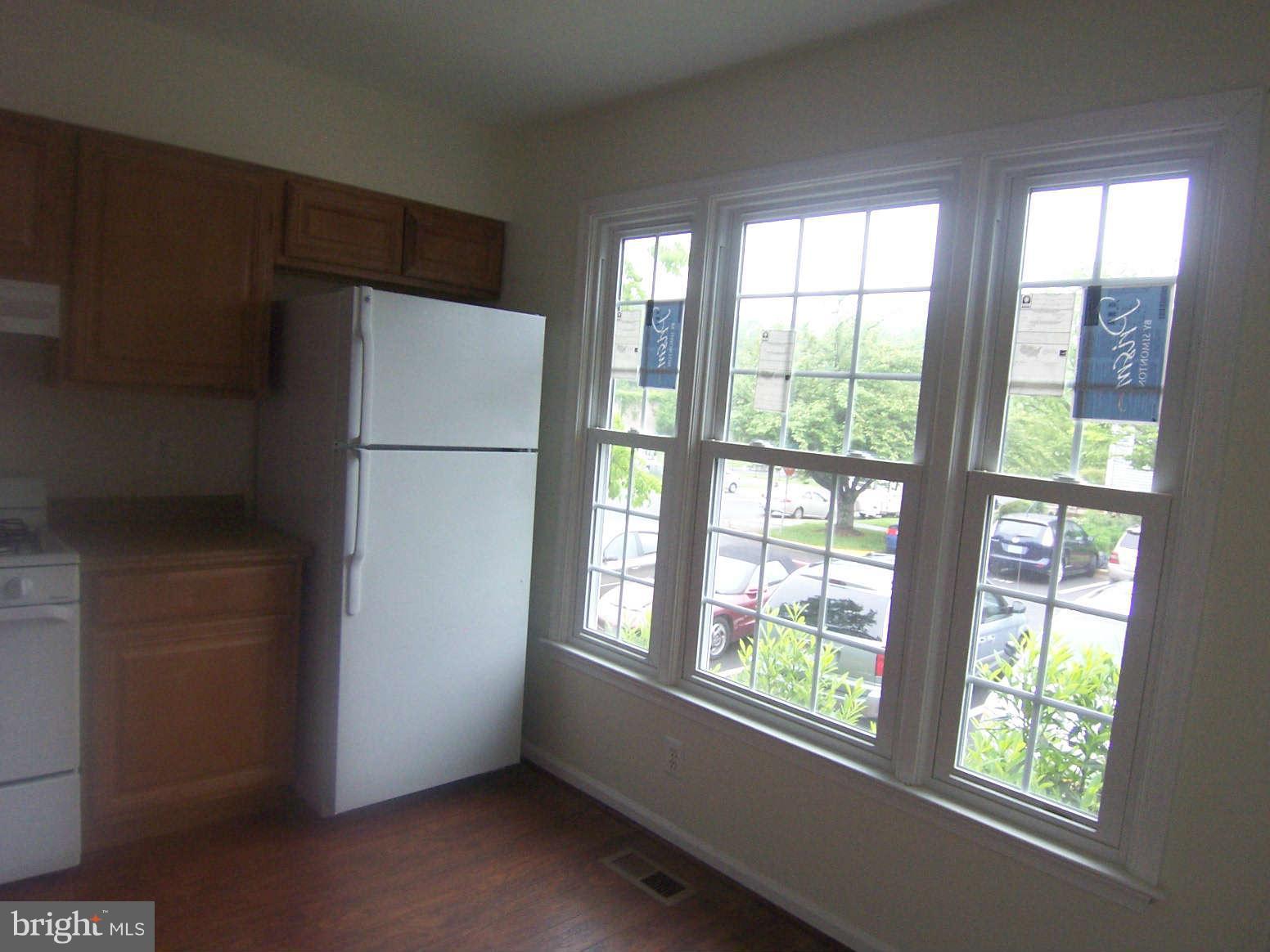 OAK SPRINGS - Residential