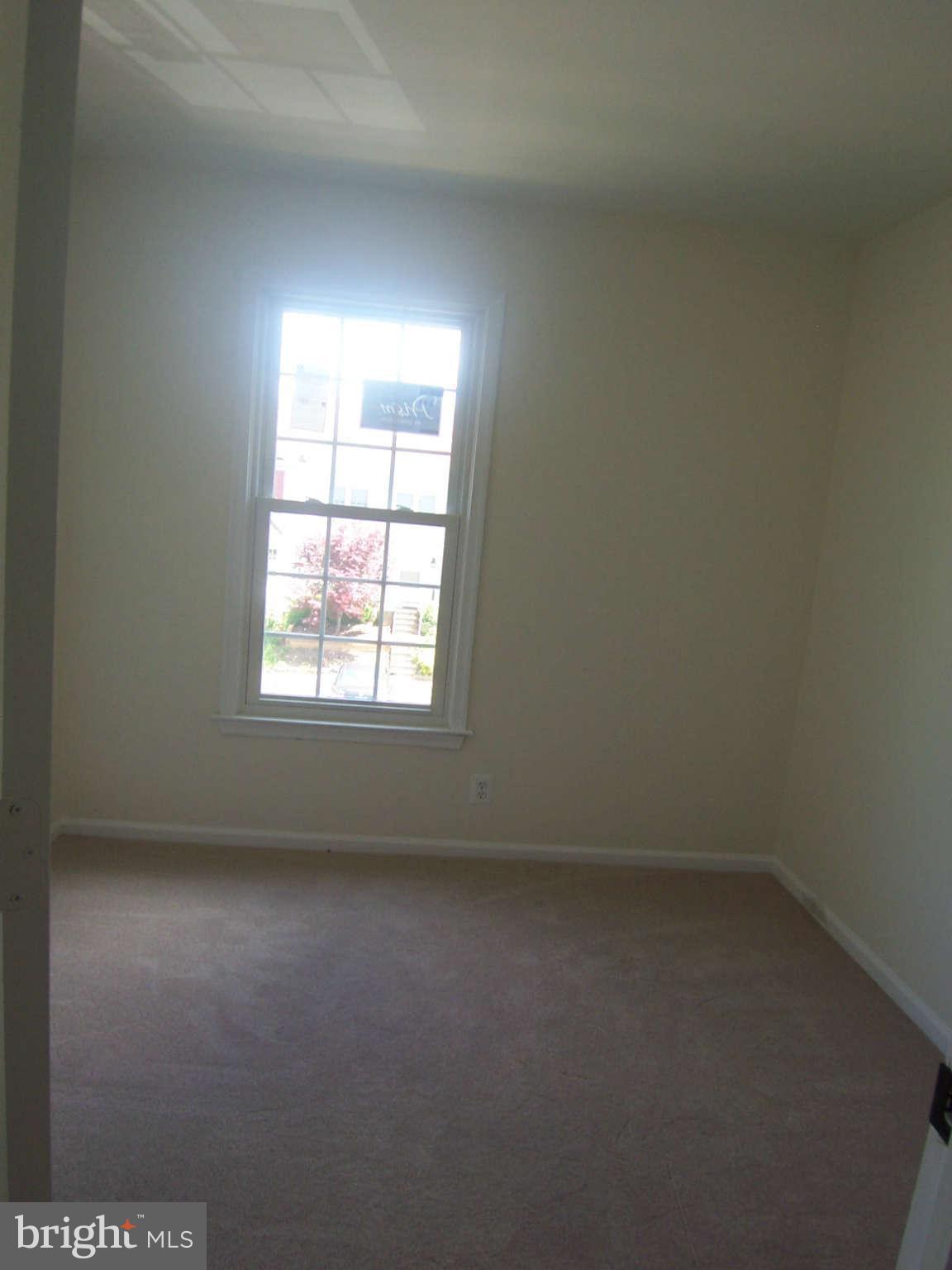 OAK SPRINGS - Residential