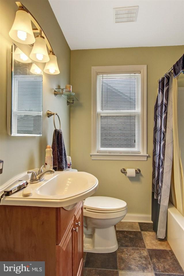 EAST YORK - Residential