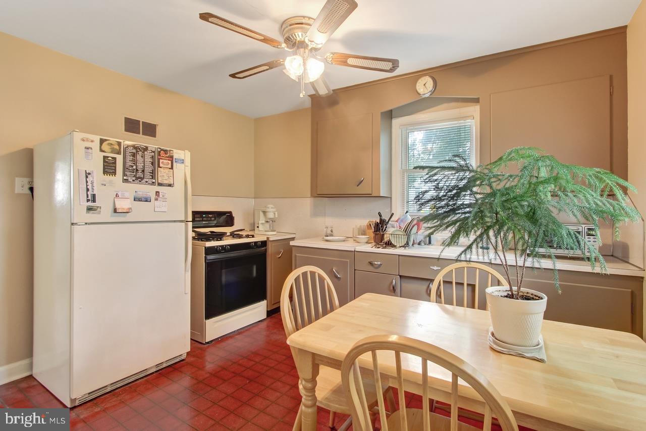 EAST YORK - Residential